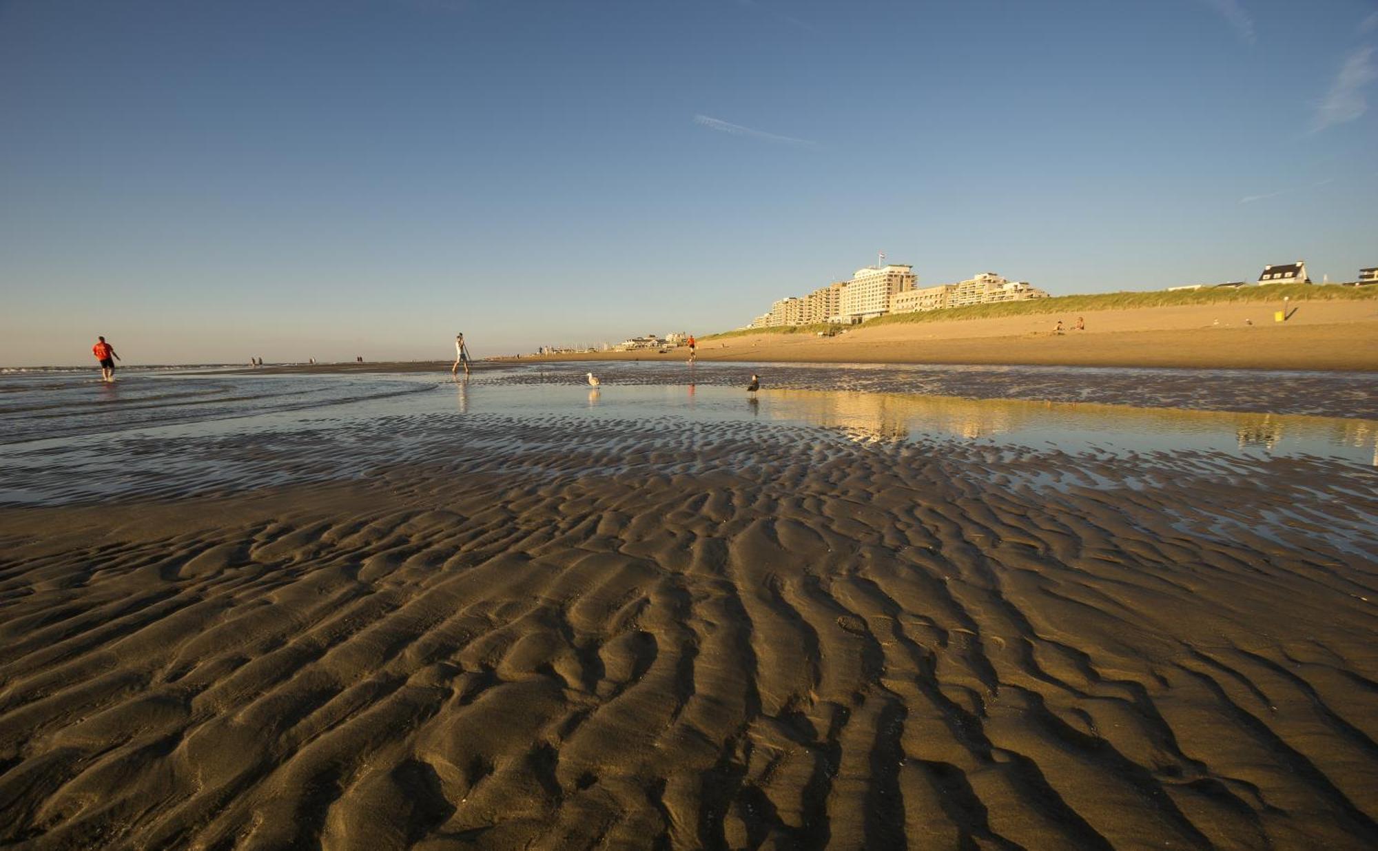 Grand Hotel Huis Ter Duin Noordwijk Exterior foto The beach at West Bay